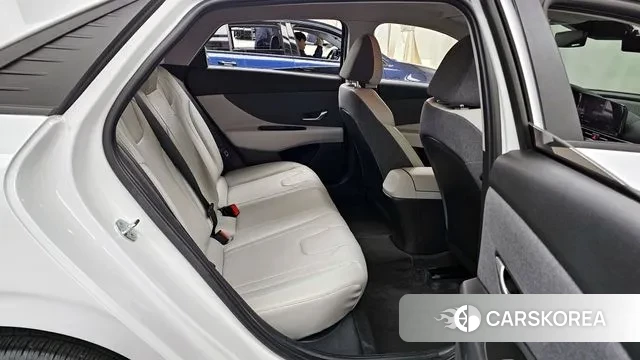 Hyundai Avante (CN7) 2021 Белый из Кореи, фото 3