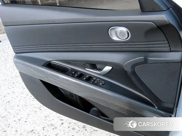 Hyundai The New Avante (CN7) 2025 Белый из Кореи, фото 3