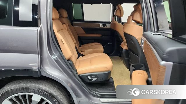 Hyundai Santa Fe (MX5) 2024 Серый из Кореи, фото 3