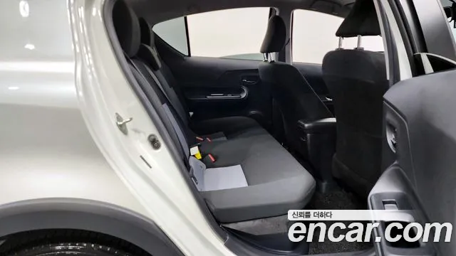 Toyota Prius C id 2658533 из Кореи 3