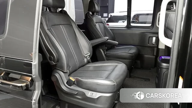 Hyundai Staria 2022 Черный из Кореи, фото 3