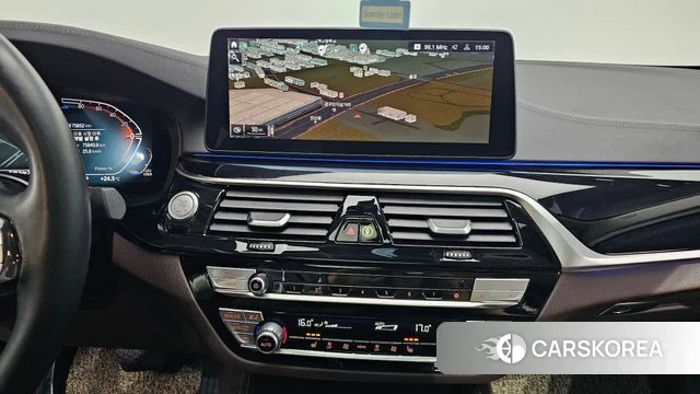 BMW 5 Series (G30) 2021 Белый из Кореи, фото 3