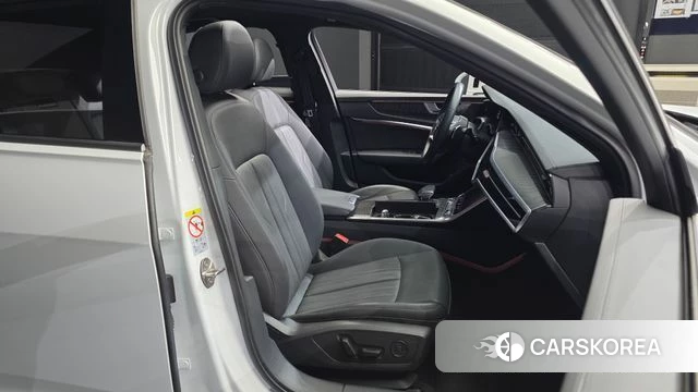 Audi A6 (C8) 2022 Белый из Кореи, фото 3
