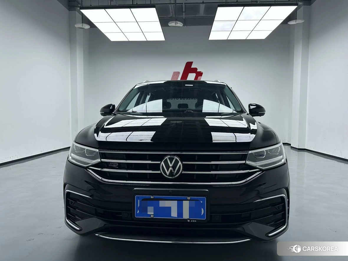 Volkswagen Tiguan L 2021 Черный из Китая, фото 3