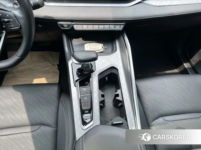 Geely Automobile Xingrui 2021 Белый из Китая, фото 3