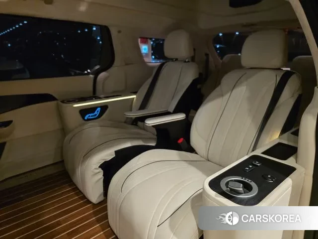 Kia Carnival 4th generation 2022 Черный из Кореи, фото 3