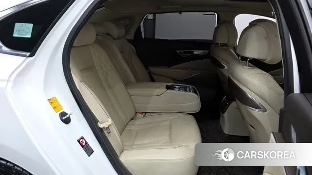 Kia More K9 2019 Белый из Кореи, фото 3