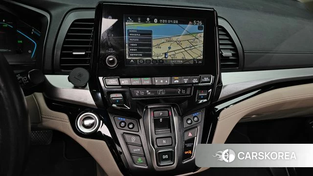 Honda Odyssey 2018 Красный из Кореи, фото 3