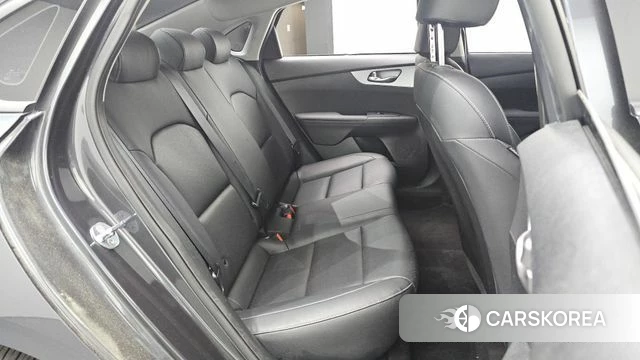 Kia The New K3 2nd generation 2021 Серый из Кореи, фото 3
