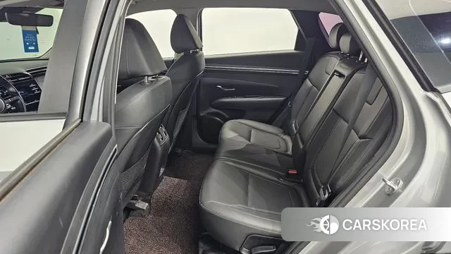 Hyundai Tucson (NX4) 2022 Серебристо-серый из Кореи, фото 3