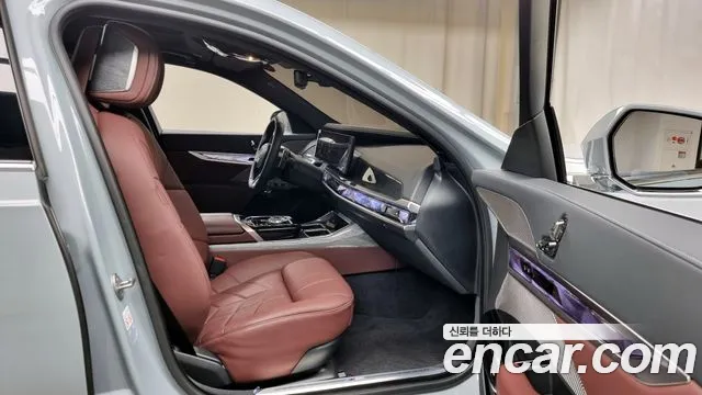 BMW 7 Series (G70) id 2735094 из Кореи 3