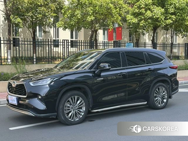 Toyota Highlander 2023 Черный из Китая, фото 3