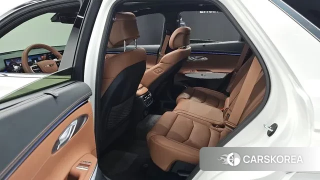 Genesis GV70 2025 Белый из Кореи, фото 3