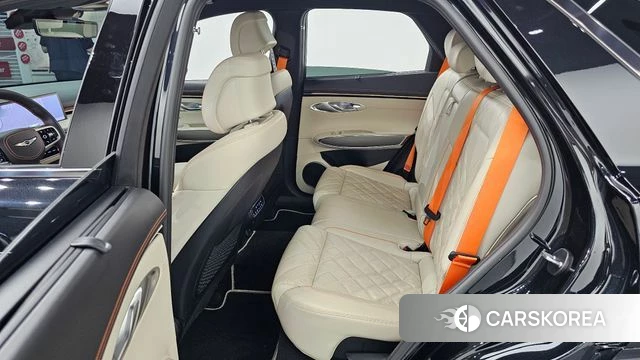 Genesis GV70 2025 Черный из Кореи, фото 3