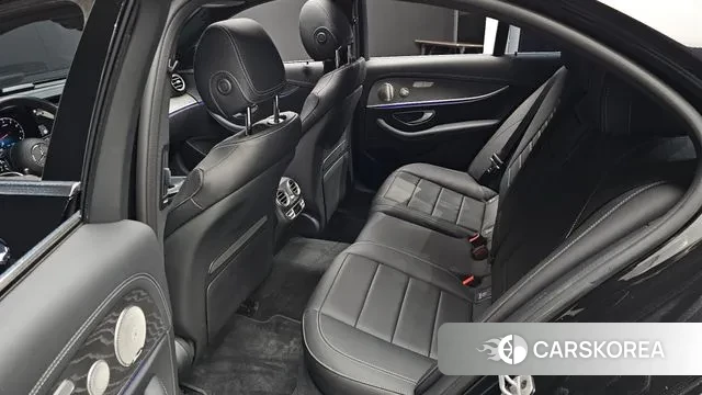 Mercedes-Benz E-Class W213 2023 Черный из Кореи, фото 3