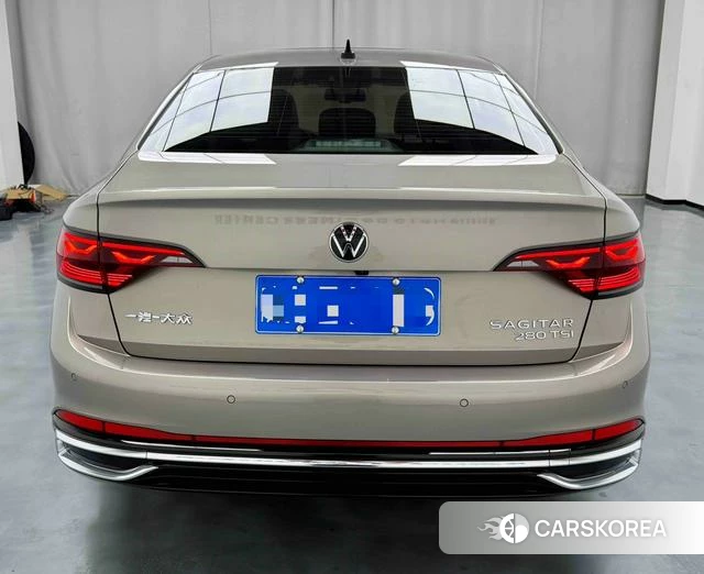 Volkswagen Sagitar 2023 Шампань из Китая, фото 3