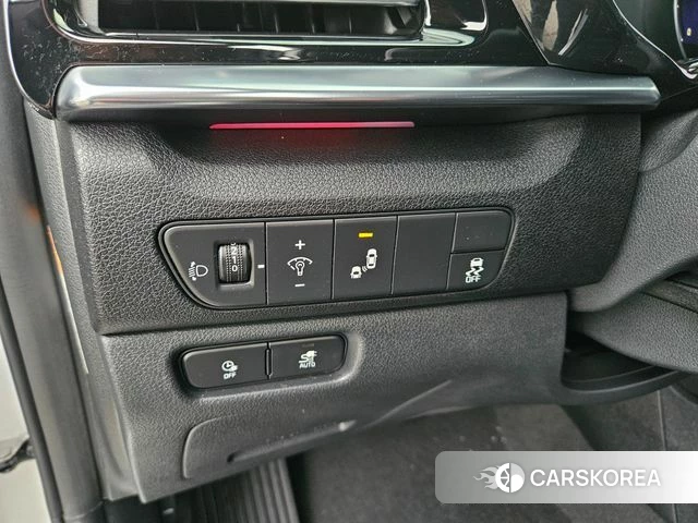 Kia Niro Plus 2022 Серебряный из Кореи, фото 3
