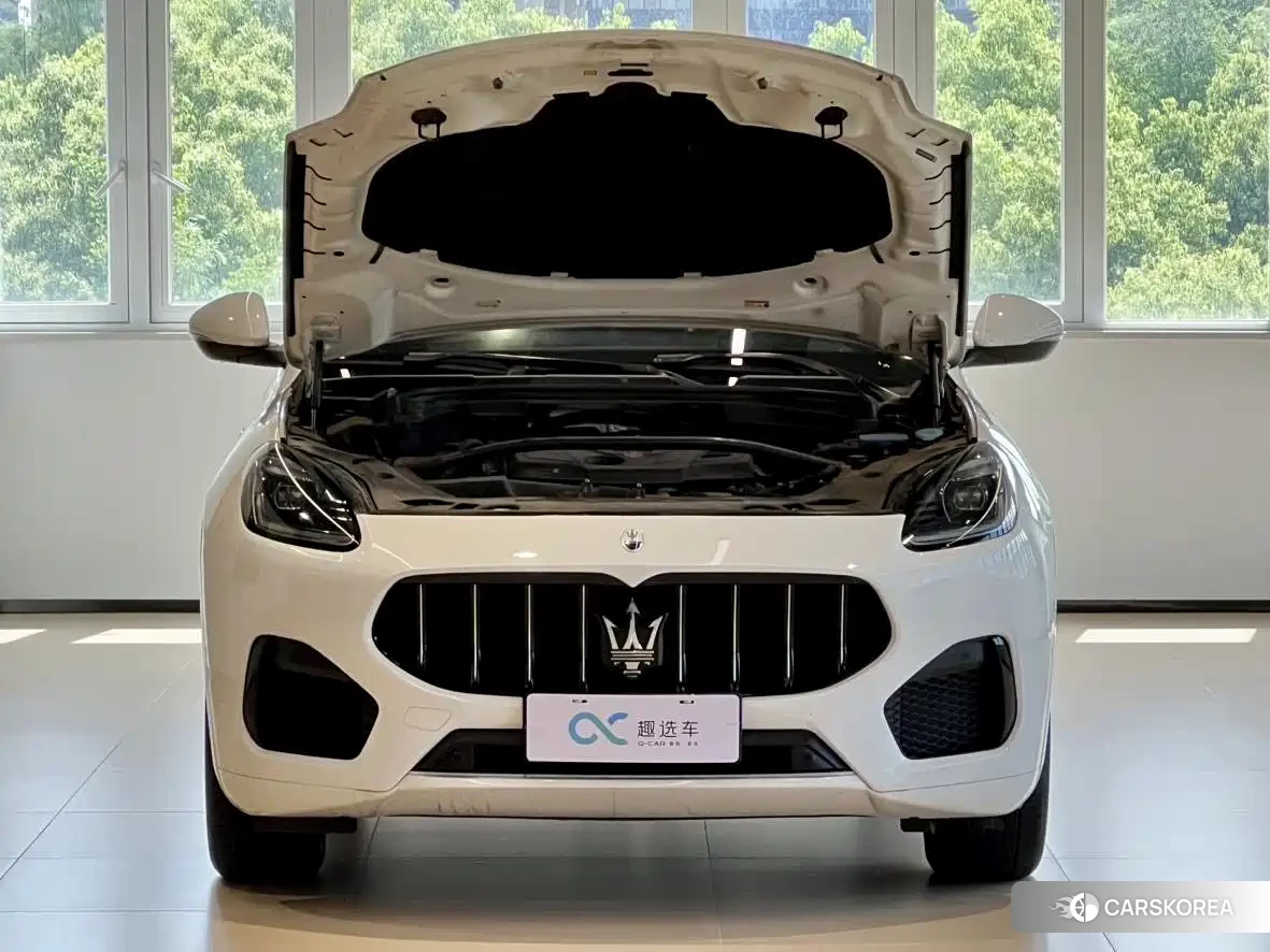Maserati Grecale 2022 Белый из Китая, фото 3