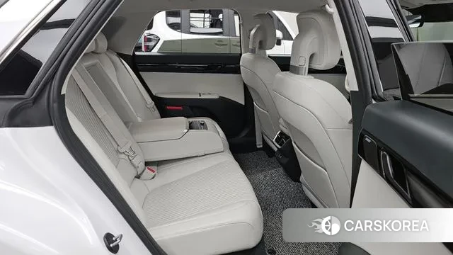 Hyundai Grandeur (GN7) 2023 Белый из Кореи, фото 3