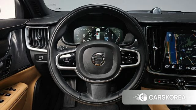 Volvo V90 Cross-Country 2019 Серебристо-серый из Кореи, фото 3