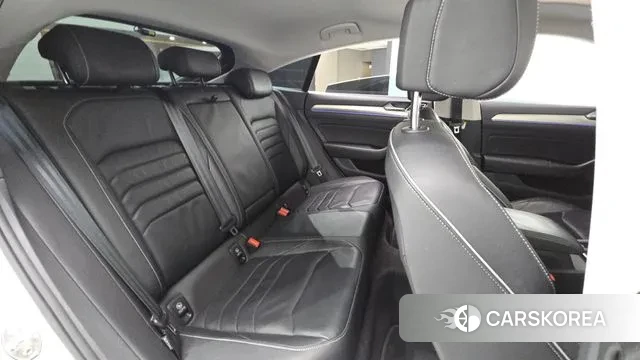 Volkswagen Arteon 2019 Белый из Кореи, фото 3