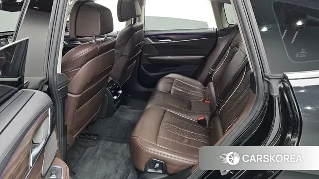 BMW 6 Series GT (G32) 2018 Черный из Кореи, фото 3