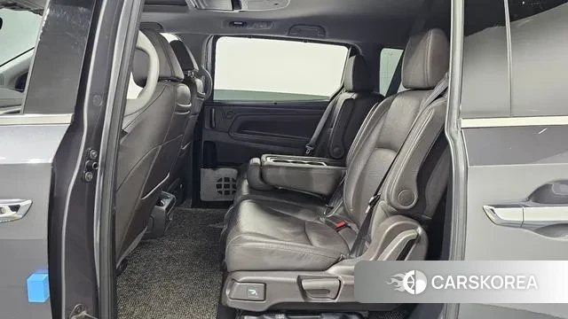 Honda Odyssey 2019 Серый из Кореи, фото 3
