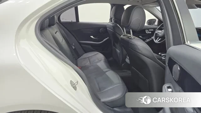 Mercedes-Benz C-Class W205 2019 Белый из Кореи, фото 3