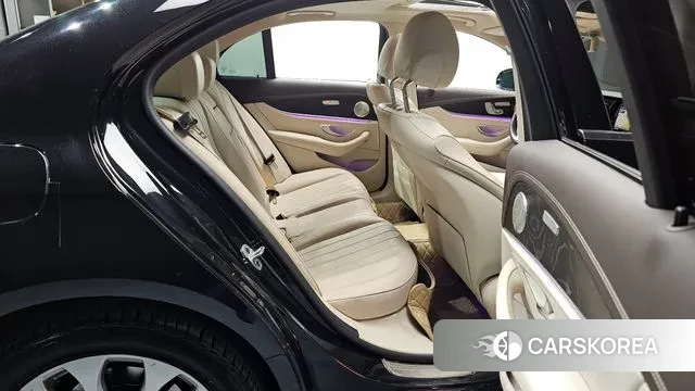 Mercedes-Benz E-Class W213 2020 Черный из Кореи, фото 3