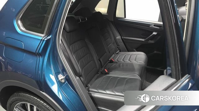 Volkswagen Tiguan second Generation 2023 Синий из Кореи, фото 3