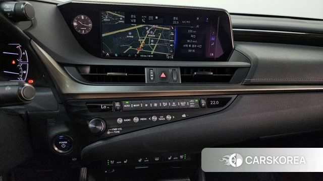 Lexus ES300h 7th generation 2018 Серый из Кореи, фото 3