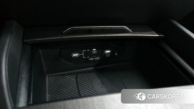 Kia The New Sportage 5th Generation Hybrid 2025 Белый из Кореи, фото 3