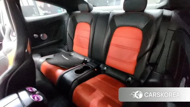 Mercedes-Benz C-Class W205 2018 Небесно-голубой из Кореи, фото 3