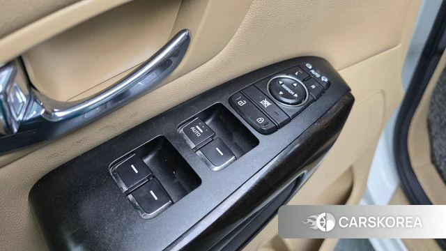 Kia The New Carnival 2018 Белый из Кореи, фото 3
