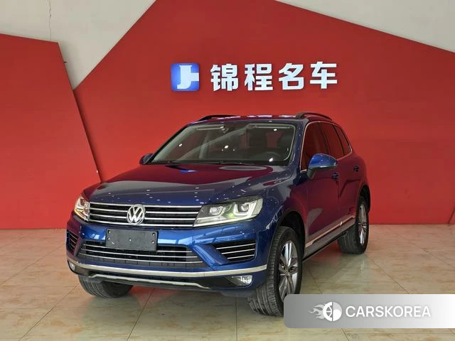 Volkswagen Touareg 2018 Синий из Китая, фото 3