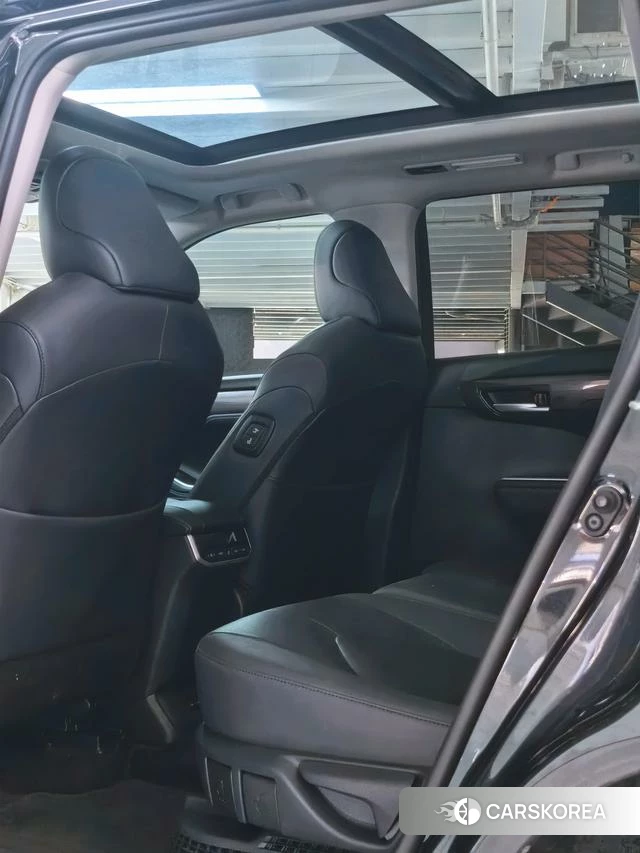 Toyota Highlander 2024 Черный из Китая, фото 3