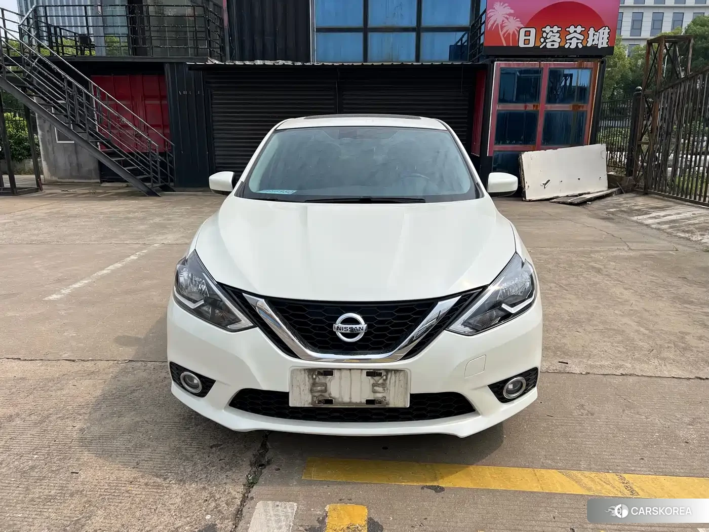Nissan Sylphy 2023 Белый из Китая, фото 3