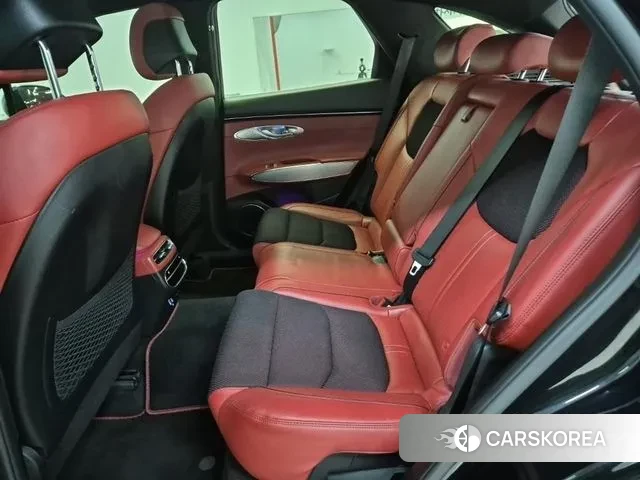 Genesis GV70 2021 Черный из Кореи, фото 3