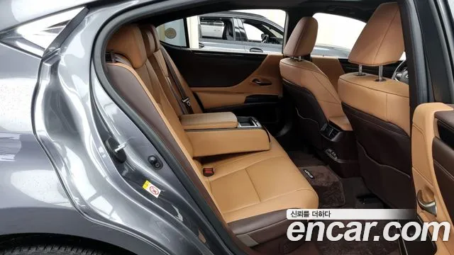 Lexus ES300h 7th generation id 2707809 из Кореи 3