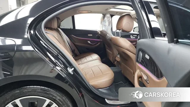 Mercedes-Benz E-Class W213 2020 Черный из Кореи, фото 3