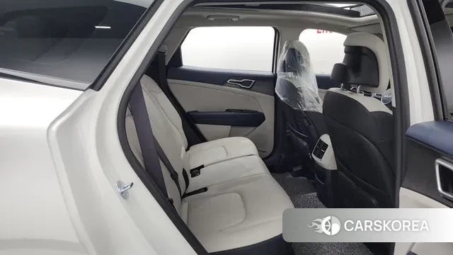 Kia Sportage 5th Generation 2024 Белый из Кореи, фото 3