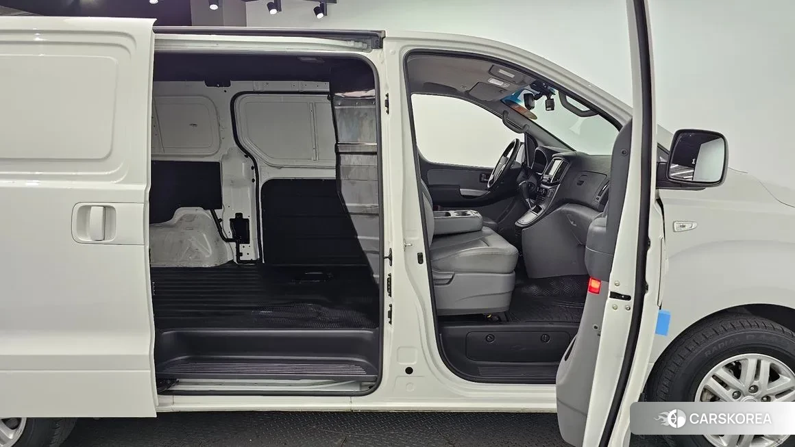 Hyundai The New Grand Starex 2020 Белый из Кореи, фото 3