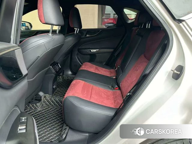 Lexus NX 2024 Белый из Китая, фото 3