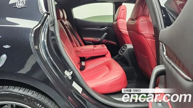 Maserati Ghibli id 2950905 из Кореи 3