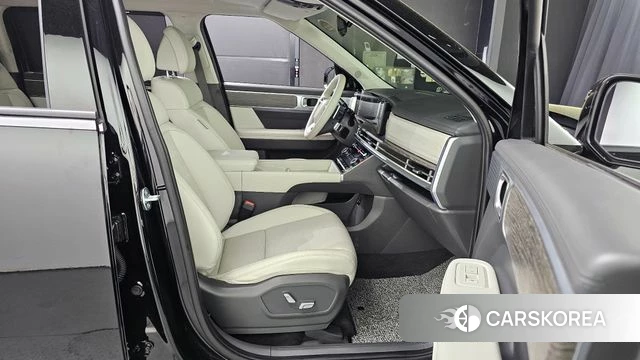 Hyundai Santa Fe (MX5) 2024 Черный из Кореи, фото 3