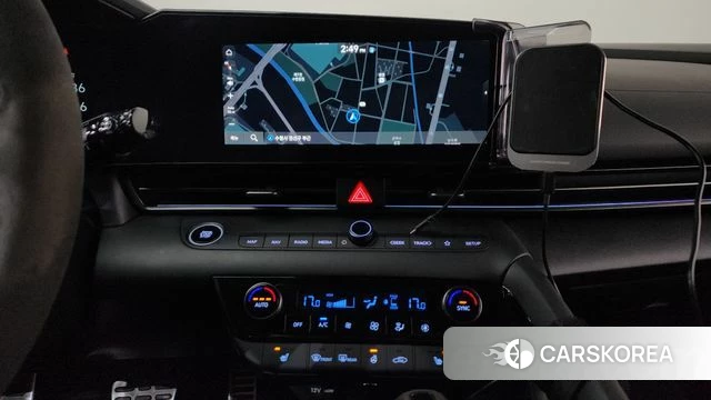 Hyundai The New Avante (CN7) 2023 Серебристо-серый из Кореи, фото 3
