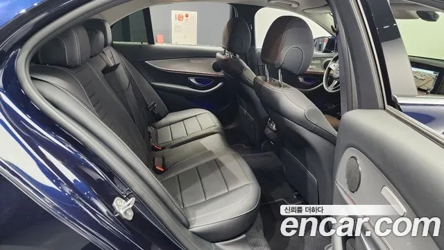 Mercedes-Benz E-Class W213 2018 Синий из Кореи, фото 3