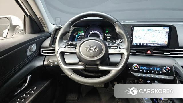 Hyundai Avante Hybrid (CN7) 2023 Белый из Кореи, фото 3