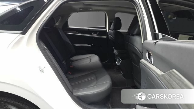 Kia The New K5 Hybrid 3rd generation 2024 Белый из Кореи, фото 3