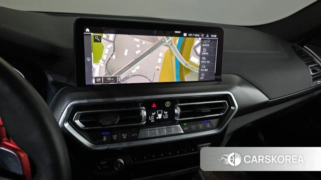 BMW X4 (G02) 2023 Черный из Кореи, фото 3